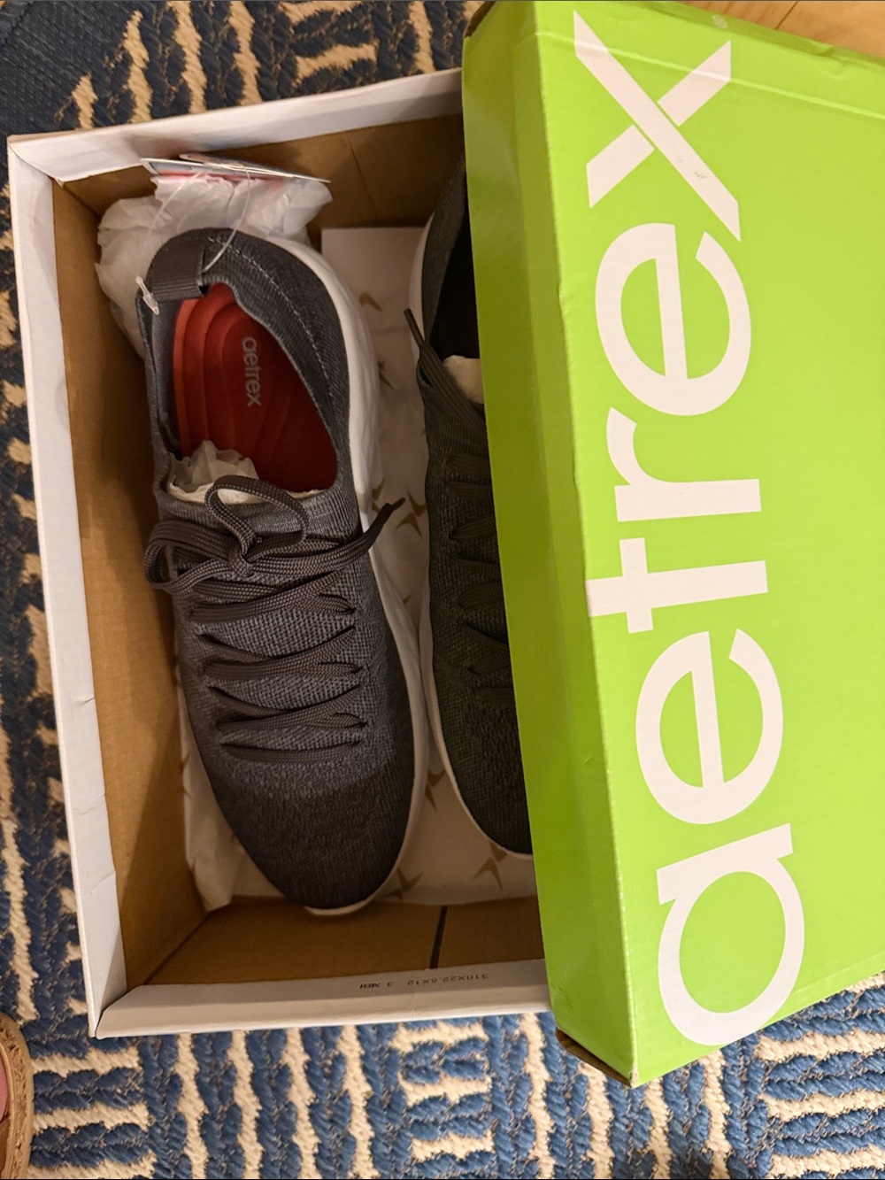 Aetrex Charcoal Knit Athletic Sneakers, women’s 9.5 new with tags - Picture 3 of 4